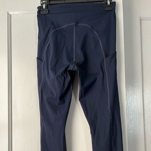 Athleta ultimate stash pocket capri